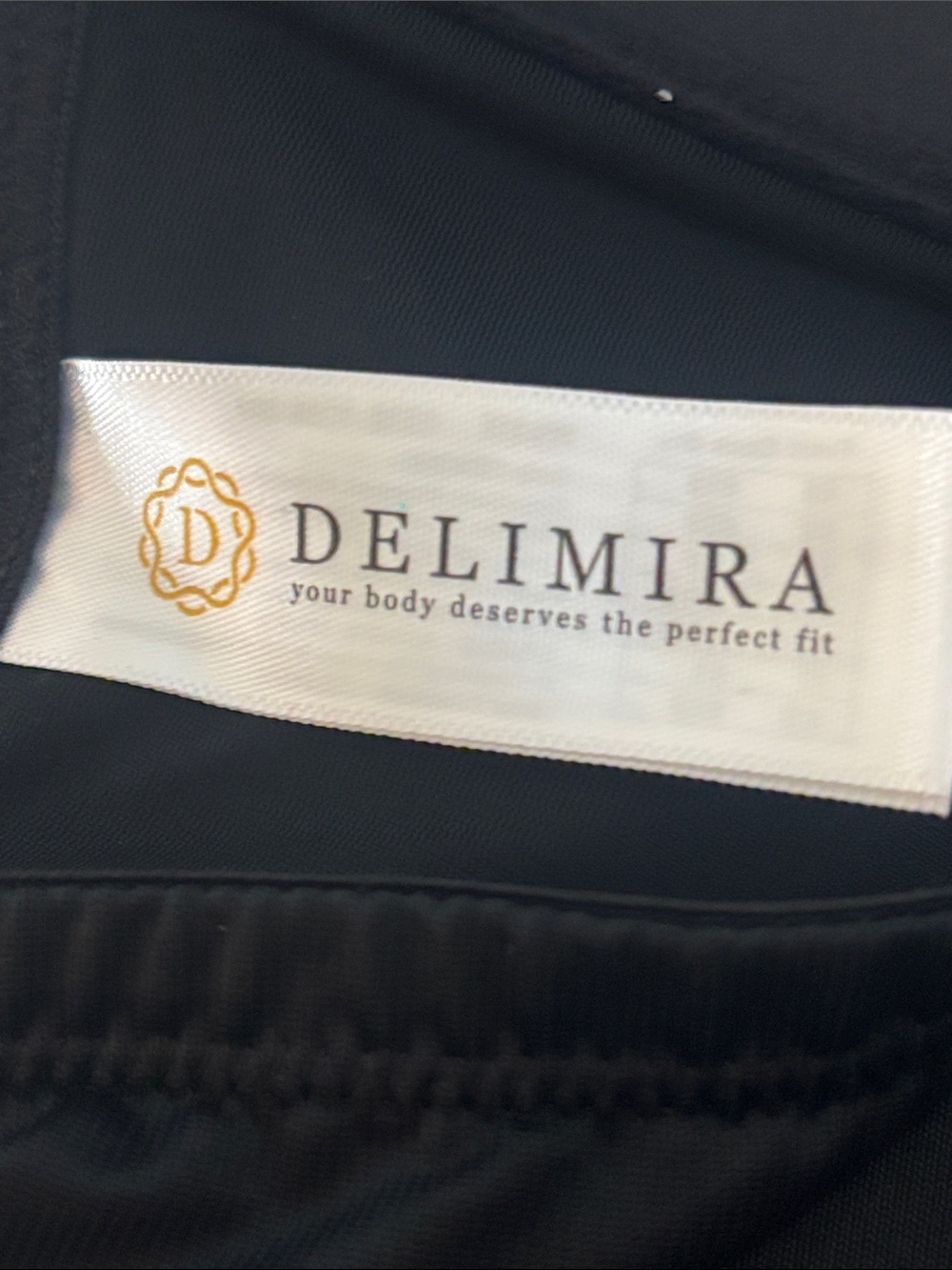 NWT Delimira Black Front Close Racerback Full Coverage Underwire Bra -Size 40 B - Picture 5 of 5